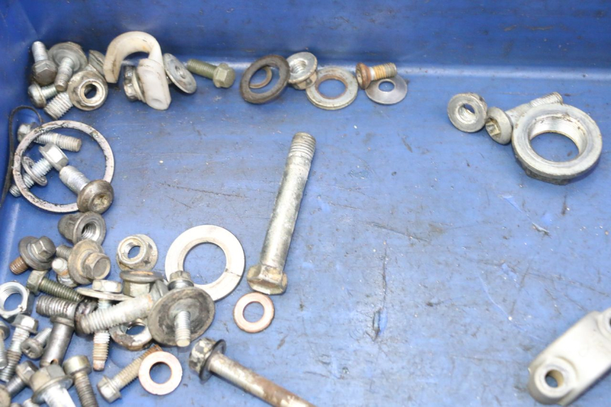 photo de BOLSA DE TORNILLERÍA TORNILLO YAMAHA YZ 85 (2002 - 2018) - Otra perspectiva