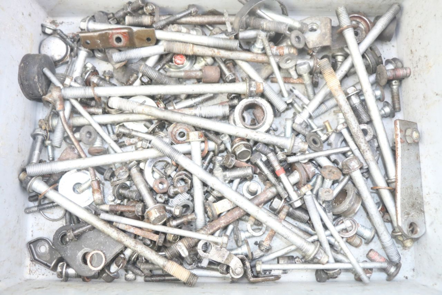 photo de BOLSA DE TORNILLERÍA TORNILLO KAWASAKI ZEPHYR 1100 ( - 1995) - Vista principal