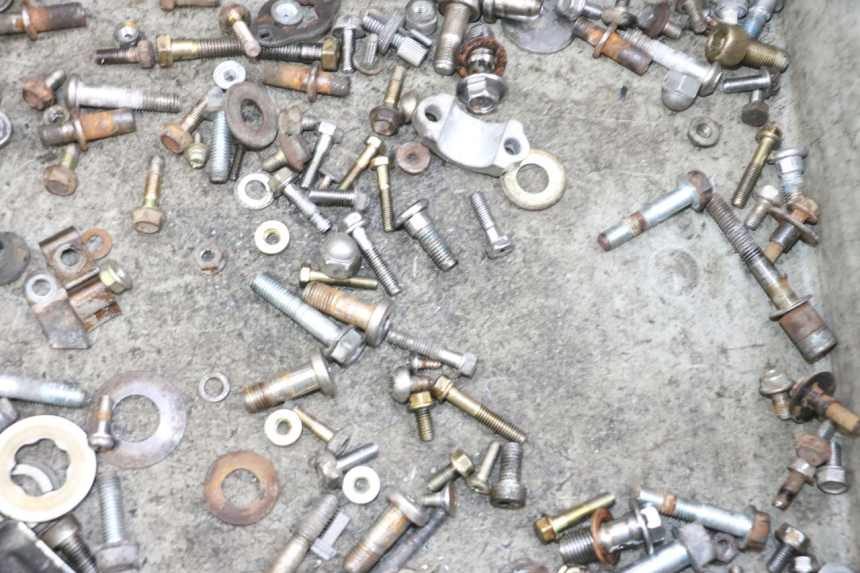 photo de TORNILLOS KYMCO ZING 125 (1997 - 2003) - Detalle de la pieza