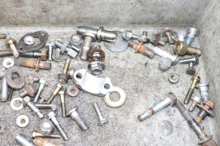 photo de TORNILLOS KYMCO ZING 125 (1997 - 2003) - Vista general del producto