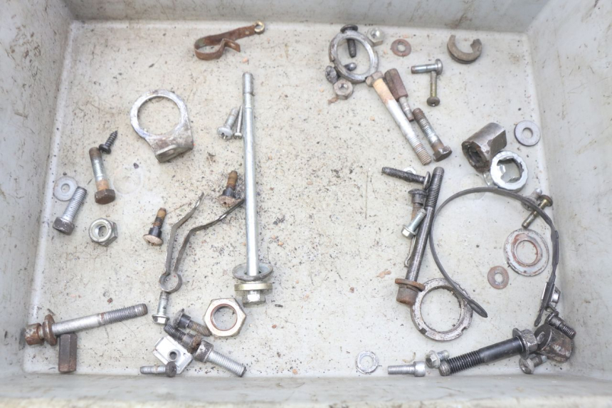 photo de BOLSA DE TORNILLERÍA TORNILLO PIAGGIO ZIP 2T 50 (2009 - 2019) - Detalle de la pieza