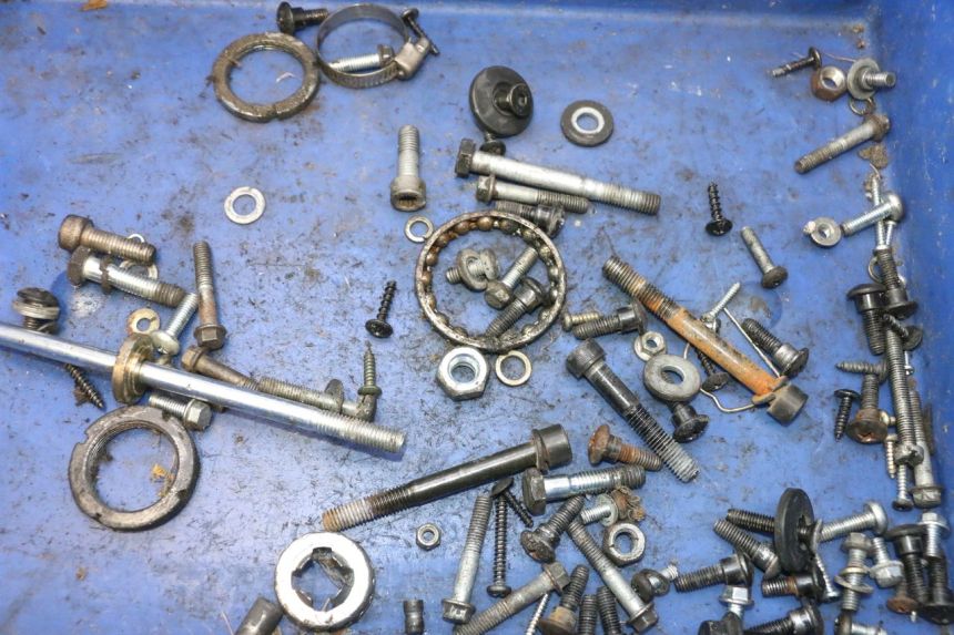 photo de BOLSA DE TORNILLERÍA TORNILLO PIAGGIO ZIP 2T 50 (2009 - 2019) - Vista general del producto