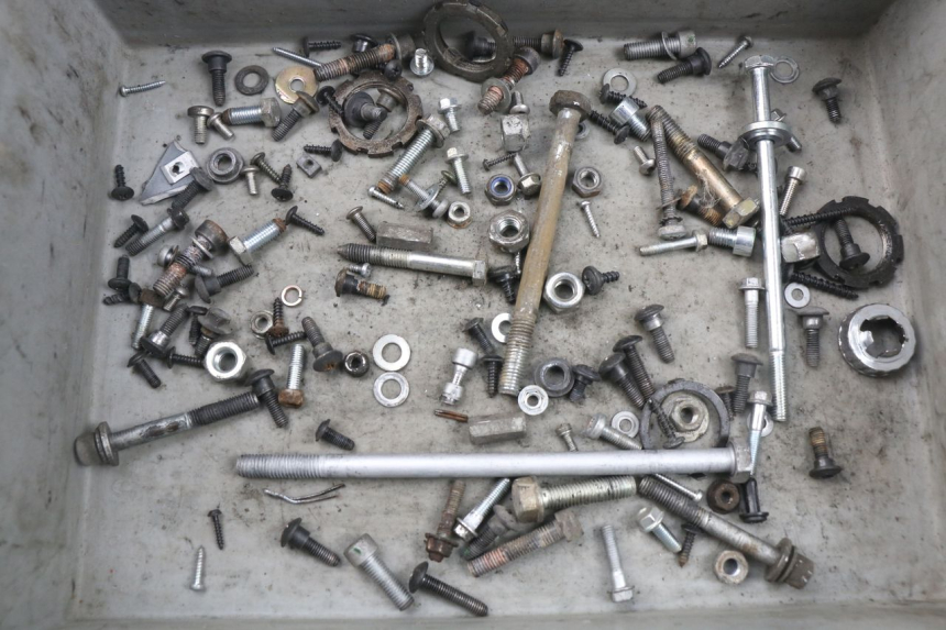 photo de BOLSA DE TORNILLERÍA TORNILLO PIAGGIO ZIP 4T 50 (2018 - 2020) - Vista principal