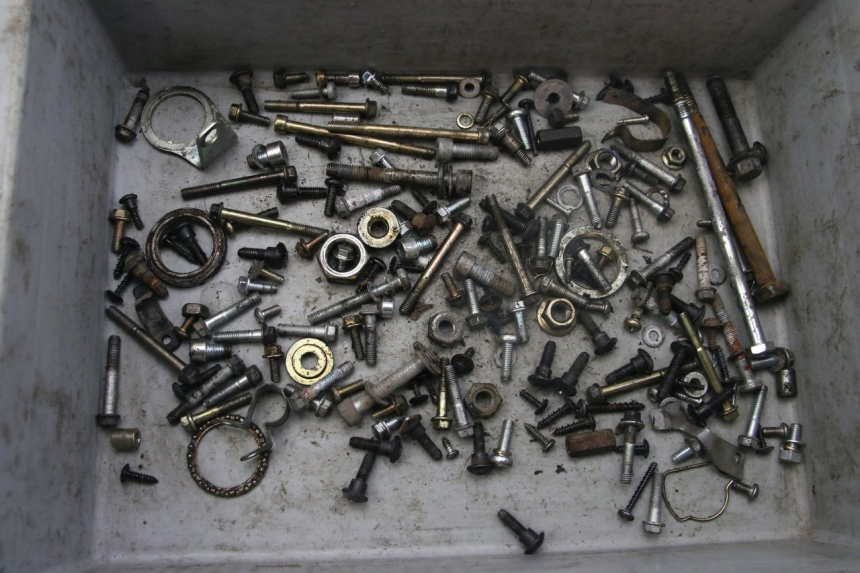 photo de BOLSA DE TORNILLERÍA TORNILLO PIAGGIO ZIP 4T 50 (2018 - 2020) - Vista principal