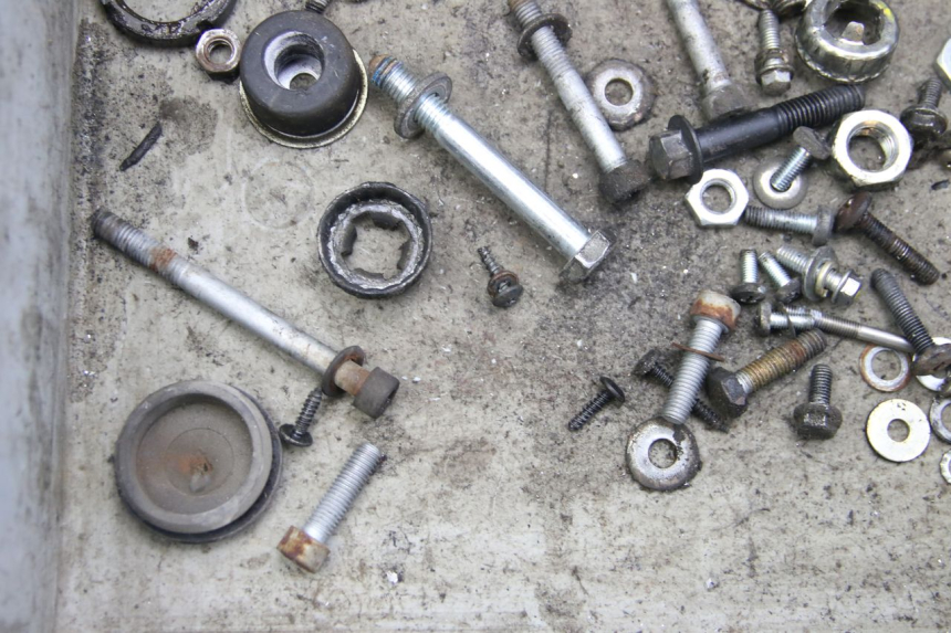 photo de BOLSA DE TORNILLERÍA TORNILLO PIAGGIO ZIP 4T 50 (2018 - 2020) - Detalle de la pieza