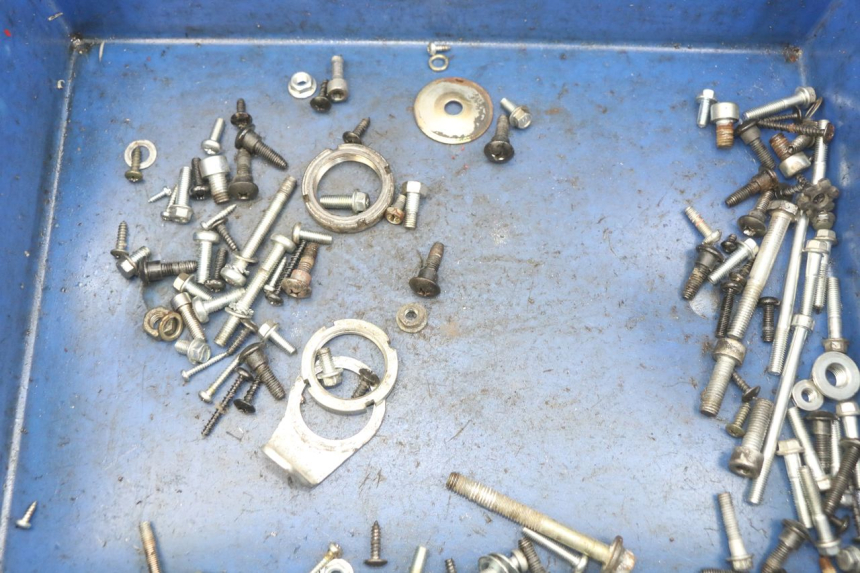 photo de BOLSA DE TORNILLERÍA TORNILLO PIAGGIO ZIP 4T 50 (2018 - 2020) - Detalle de la pieza