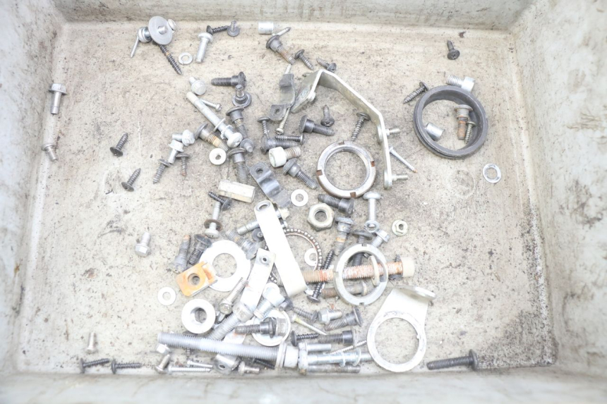 photo de BOLSA DE TORNILLERÍA TORNILLO PIAGGIO ZIP 4T 50 (2018 - 2020) - Vista principal