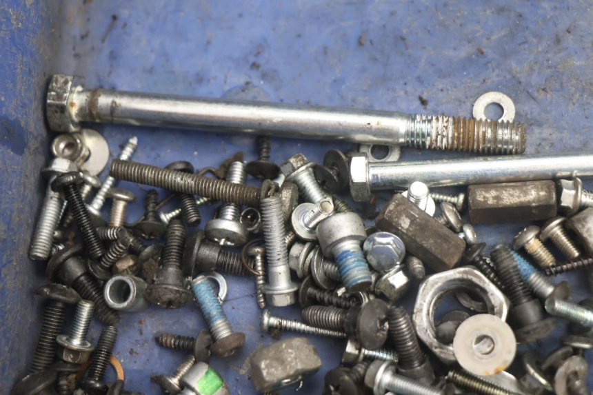 photo de TORNILLOS PIAGGIO ZIP IGET 4T 50 (2021 - 2023) - Detalle de la pieza