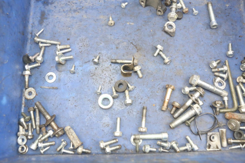 photo de BOLSA DE TORNILLERÍA TORNILLO UNIVERSAL BIKE ZN50QT-11B 50 (2018 - 2021) - Detalle de la pieza