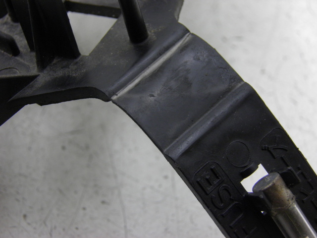 photo de CORREA BATERIA HONDA NH VISION 50 (1985 - 1994) - Otra perspectiva