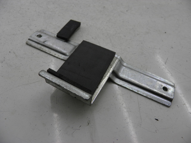 photo de CORREA BATERIA HONDA SH 125 (2005 - 2008) - Detalle de la pieza