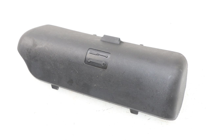 photo de CORREA ESTUCHE DE HERRAMIENTAS PIAGGIO MP3 125 (2006 - 2014) - Vista principal