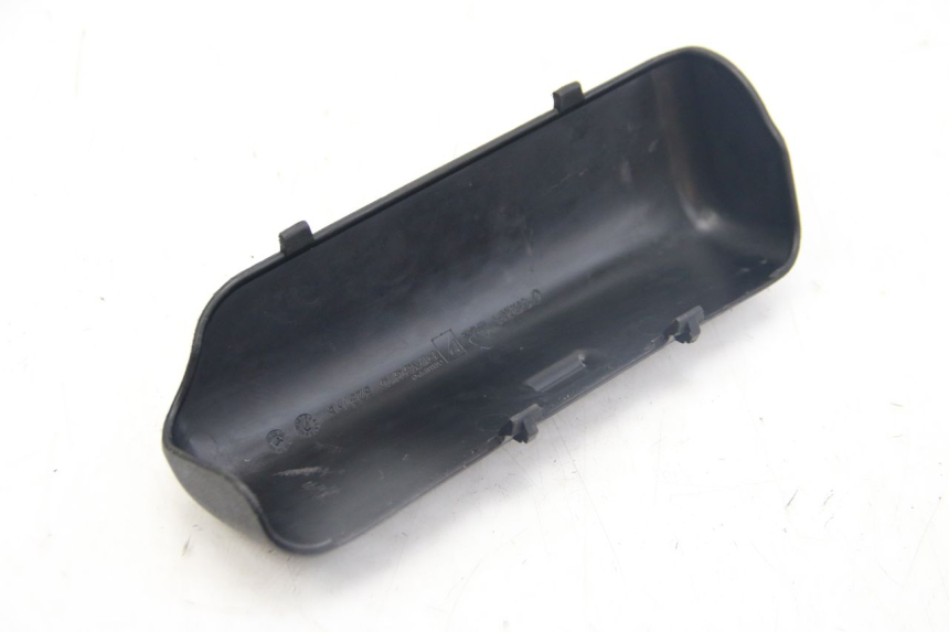 photo de CORREA ESTUCHE DE HERRAMIENTAS PIAGGIO MP3 125 (2006 - 2014) - Primer plano técnico