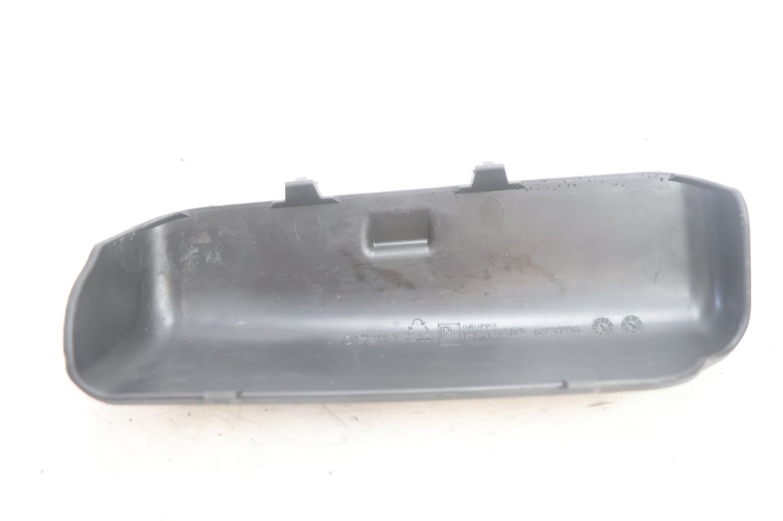 photo de CORREA ESTUCHE DE HERRAMIENTAS PIAGGIO MP3 500 (2011 - 2015) - Otra perspectiva