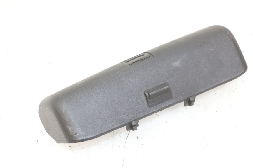 photo de CORREA JUEGO HERRAMIENTAS PIAGGIO MP3 LT 400 (2007 - 2012) - Zoom estado de uso