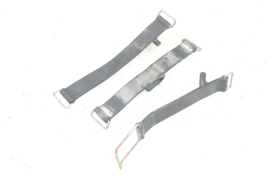 photo de CORREA ESTUCHE DE HERRAMIENTAS YAMAHA XJN DIVERSION 600 (2000 - 2003) - Otra perspectiva