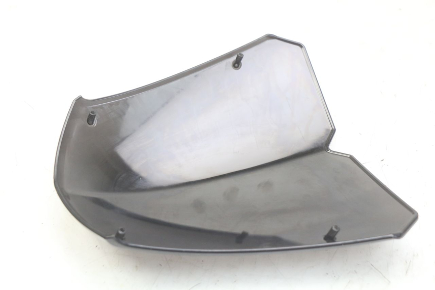 photo de PARABRISAS PEUGEOT KISBEE 2T 50 (2010 - 2017) - Zoom estado de uso