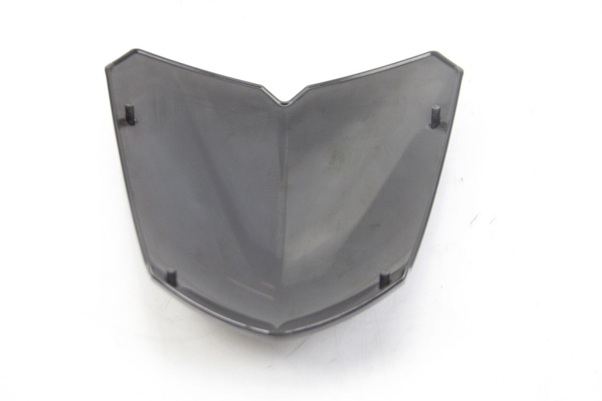 photo de DEFLECTOR DE VIENTO PEUGEOT KISBEE 4T 50 (2018 - 2022) - Detalle de la pieza