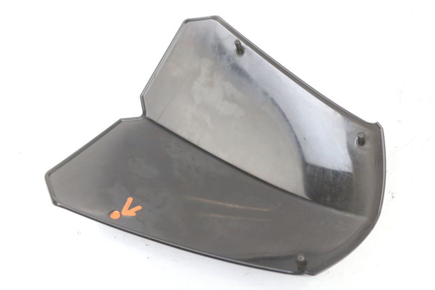 photo de DEFLECTOR DE VIENTO PEUGEOT KISBEE 4T 50 (2010 - 2017) - Primer plano técnico