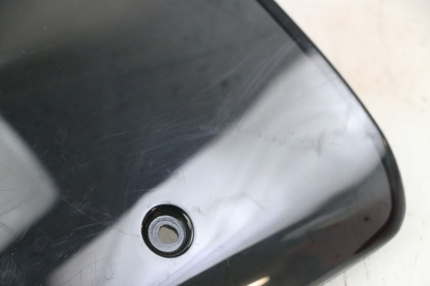 photo de CUPULA PIAGGIO NRG POWER PUREJET 50 (2018 - 2021) - Detalles de los puntos de fijación