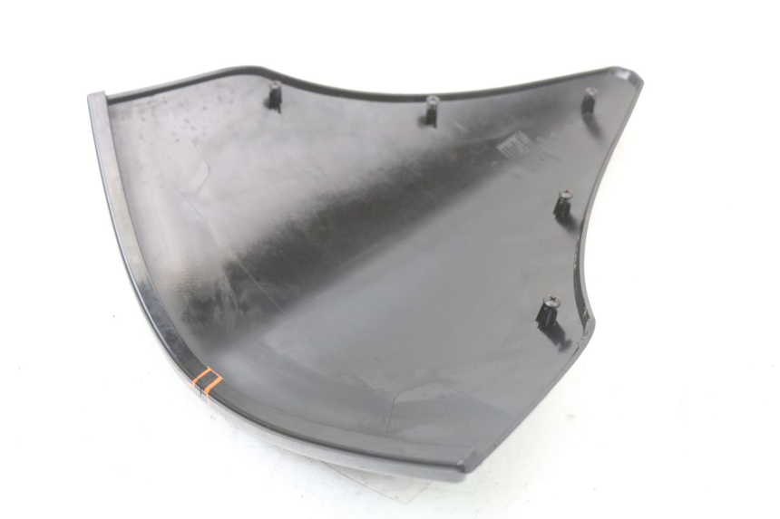 photo de DEFLECTOR DE VIENTO PIAGGIO X10 125 (2012 - 2017) - Marcados y referencias originales