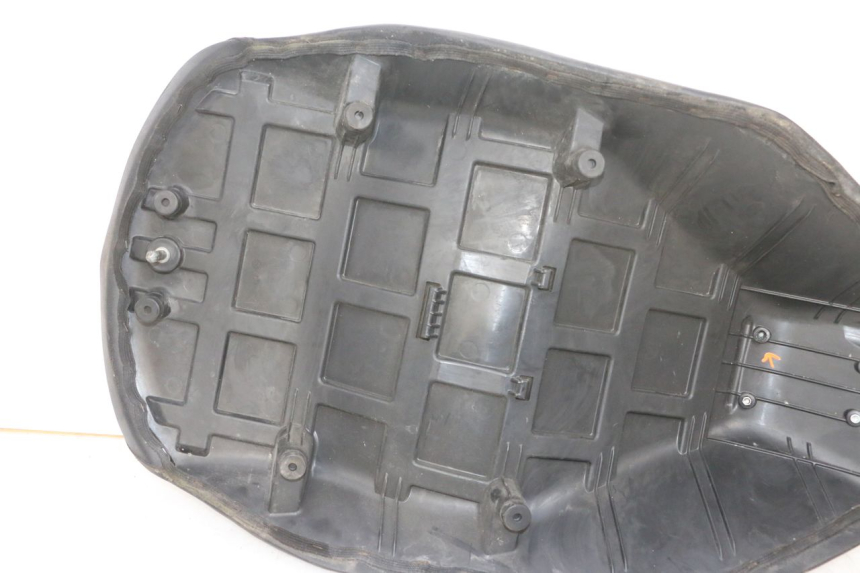 photo de ASIENTO ADIVA AD3 300 (2014 - 2020) - Estado de la superficie y material