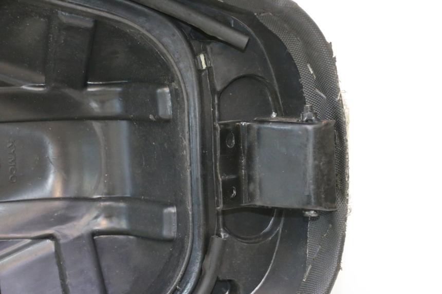 photo de ASIENTO KYMCO AGILITY 4T 50 (2018 - 2022) - Estado de la superficie y material