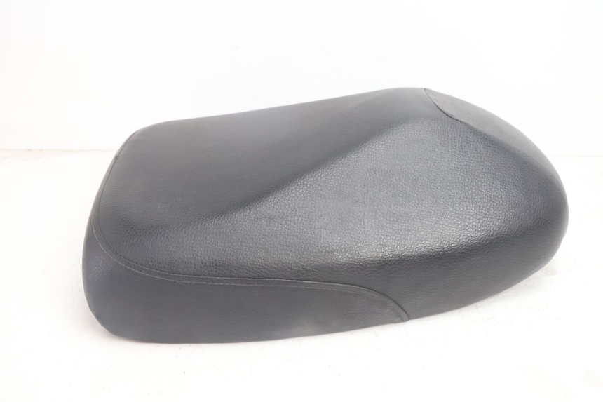 photo de ASIENTO KYMCO AGILITY 4T 50 (2005 - 2018) - Primer plano técnico