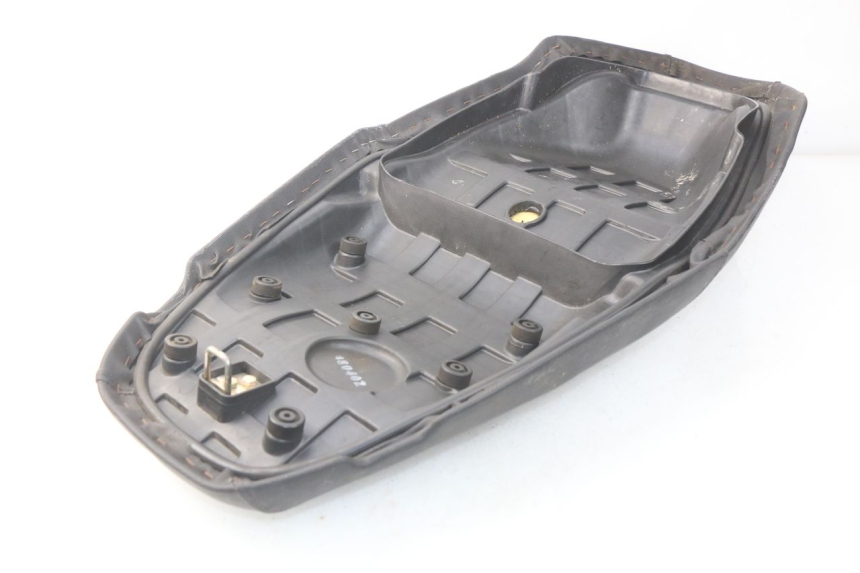 photo de ASIENTO KYMCO AGILITY CITY 4T 50 (2008 - 2016) - Zoom estado de uso