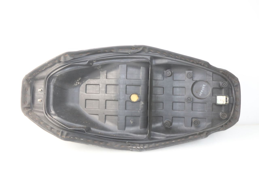 photo de ASIENTO KYMCO AGILITY CITY 4T 50 (2008 - 2016) - Estado de la superficie y material