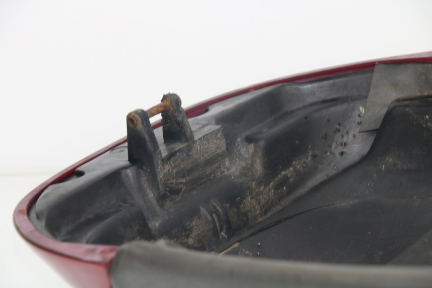 photo de ASIENTO APRILIA AMICO 50 (1992 - 1995) - Zoom sobre los componentes