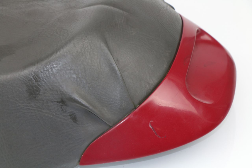 photo de ASIENTO APRILIA AMICO 50 (1992 - 1995) - Detalles de los puntos de fijación