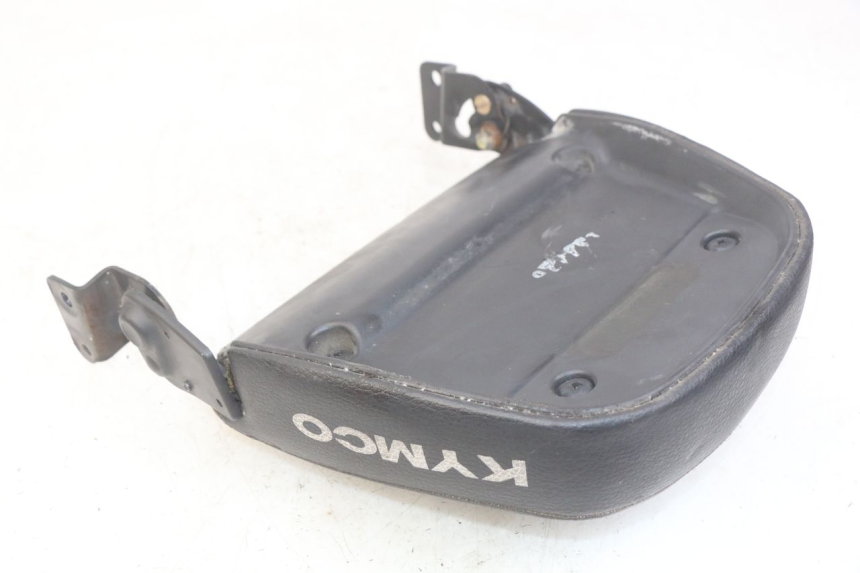photo de ASIENTO TRASERO KYMCO AGILITY 4T 50 (2005 - 2018) - Primer plano técnico
