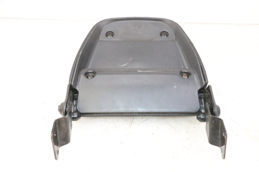 photo de ASIENTO TRASERO KYMCO AGILITY 4T 50 (2005 - 2018) - Primer plano técnico