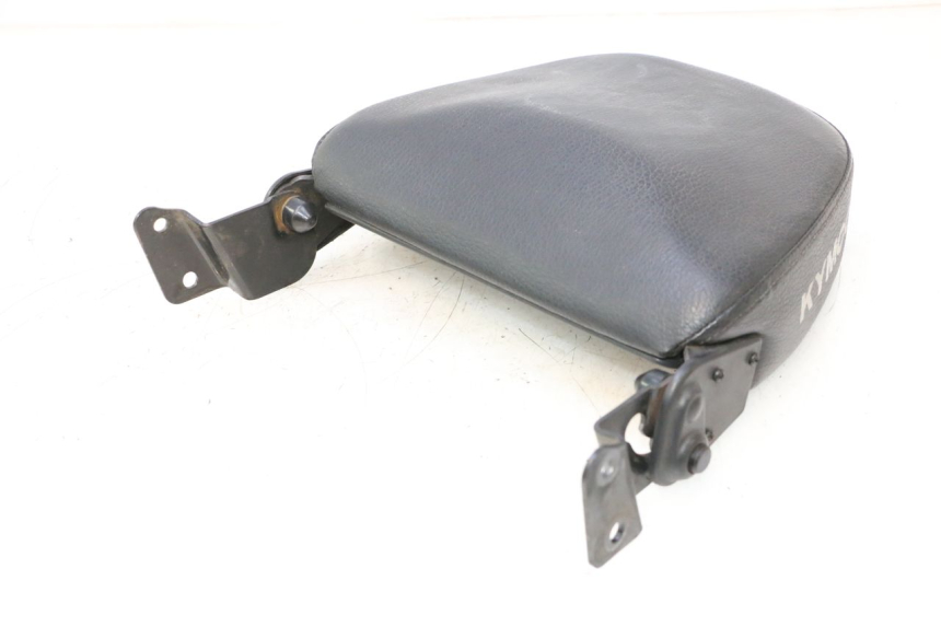photo de Asiento trasero KYMCO AGILITY PREMIUM 50 (2007 - 2010) - Detalles de los puntos de fijación