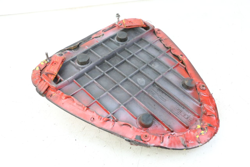 photo de ASIENTO TRASERO APRILIA RS 50 (1999 - 2005) - Zoom estado de uso