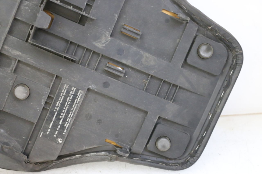 photo de ASIENTO TRASERO BMW C1 125 (2000 - 2003) - Estado de la superficie y material