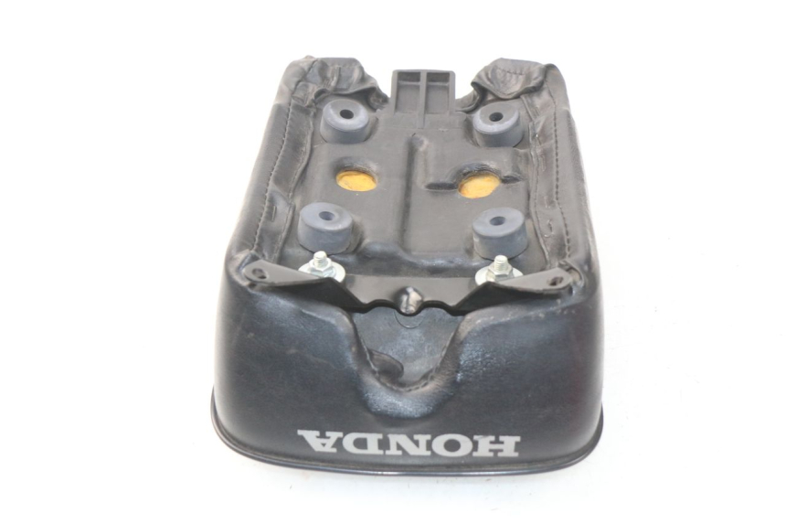 photo de ASIENTO TRASERO HONDA CA REBEL 125 (1995 - 2001) - Zoom estado de uso
