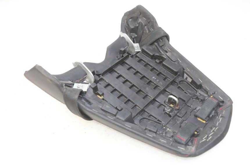 photo de ASIENTO TRASERO HONDA CB R 1000 (2018 - 2023) - Otra perspectiva