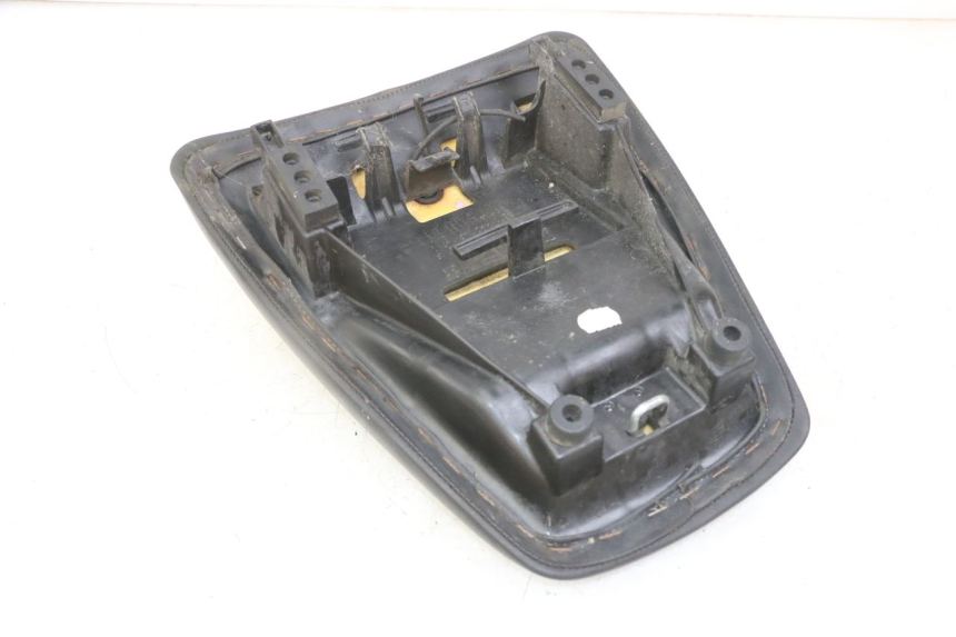 photo de ASIENTO TRASERO HONDA CBF 500 (2004 - 2007) - Zoom estado de uso