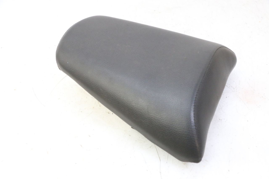 photo de ASIENTO TRASERO HONDA CBF 125 (2009 - 2015) - Otra vista del artículo