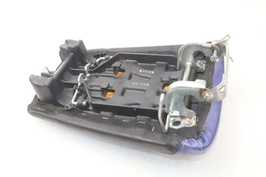 photo de ASIENTO TRASERO HONDA CBR 919 RR FIREBLADE 900 (1998 - 1999) - Estado de la superficie y material