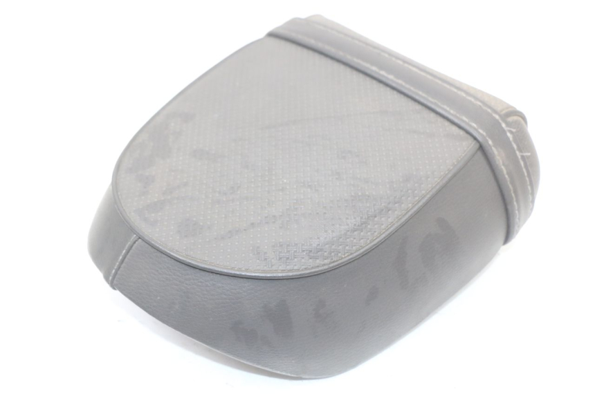 photo de ASIENTO TRASERO APRILIA CLASSIC 125 (1995 - 2001) - Primer plano técnico