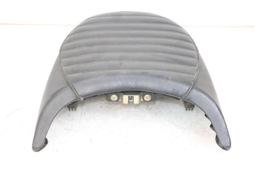 photo de ASIENTO TRASERO PEUGEOT DJANGO 4T 50 (2014 - 2019) - Detalles de los puntos de fijación