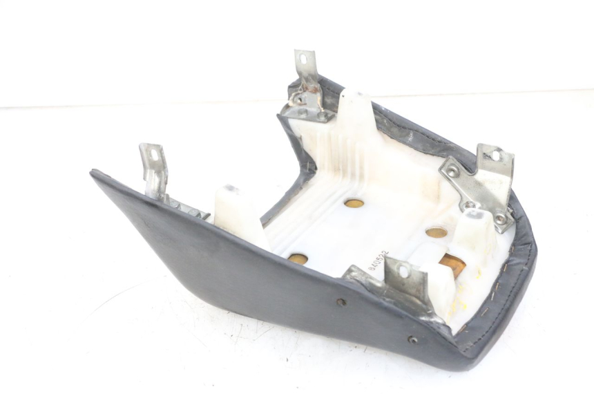 photo de ASIENTO TRASERO KAWASAKI GPX R WARBIRD 600 (1988 - 1993) - Vista general del producto