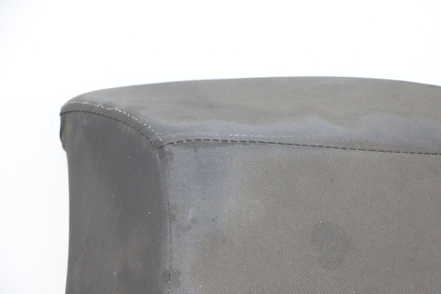 photo de ASIENTO TRASERO JM MOTORS GTS 125 (2015 - 2019) - Primer plano de alta resolución