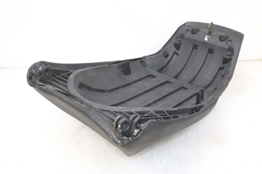 photo de ASIENTO TRASERO JM MOTORS GTS 125 (2015 - 2019) - Otra perspectiva