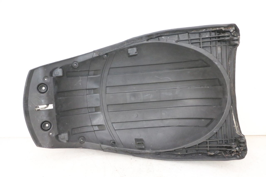 photo de ASIENTO TRASERO JM MOTORS GTS 125 (2015 - 2019) - Vista general del producto