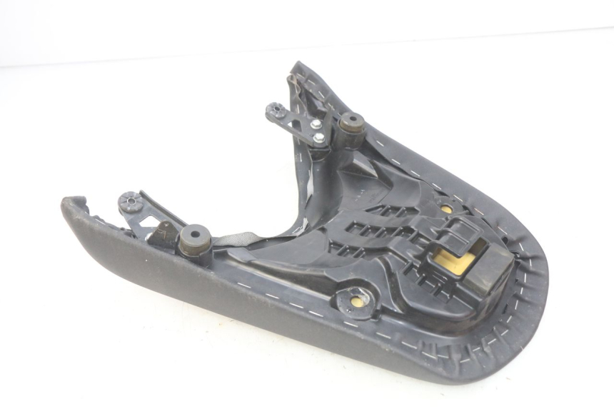 photo de ASIENTO TRASERO HONDA INTEGRA NC D 750 (2016 - 2018) - Zoom estado de uso