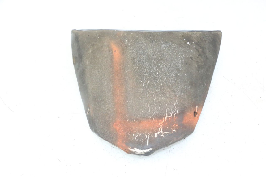 photo de ASIENTO TRASERO PEUGEOT JET FORCE CARBU 50 (2003 - 2016) - Estado de la superficie y material